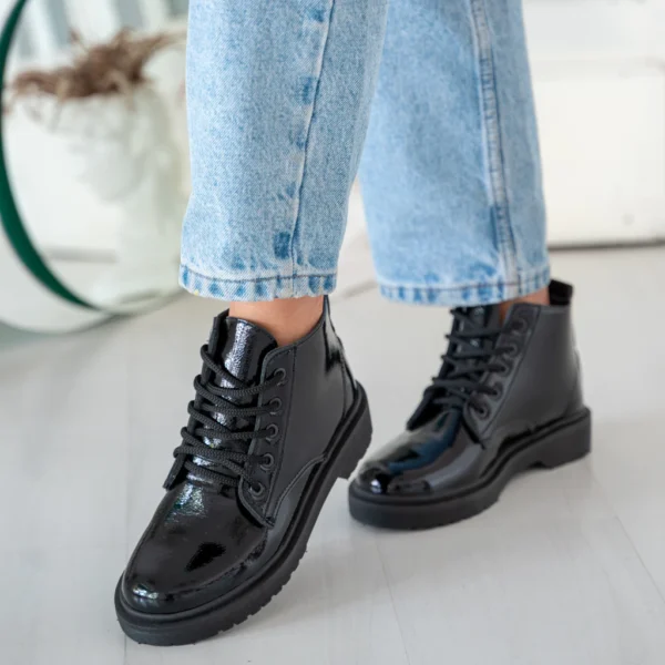 BORCEGO AURA CHAROL