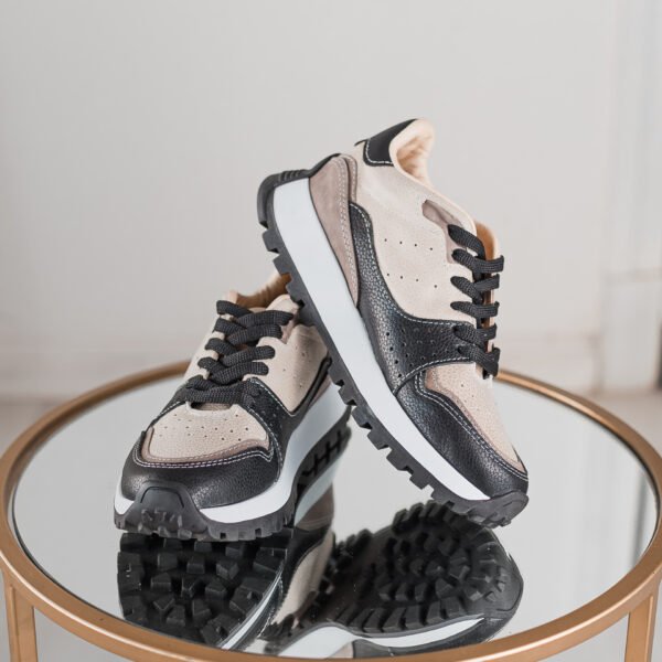 ZAPATILLA NINA NEGRA Y VISÓN