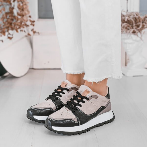 ZAPATILLA NINA NEGRA Y VISÓN