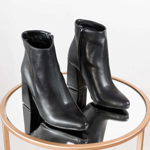 BOTA ASTRID