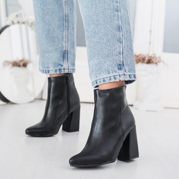 BOTA ASTRID