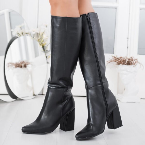 BOTA BLONDY