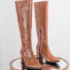 BOTA LAURYN SUELA