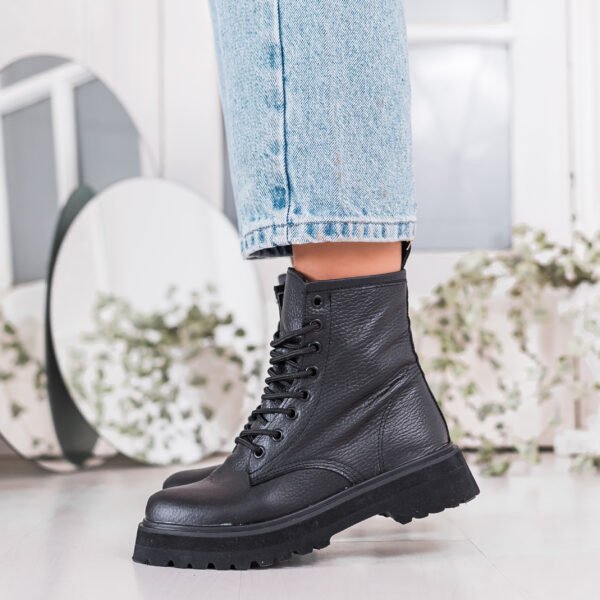 BORCEGO BRODY NEGRO