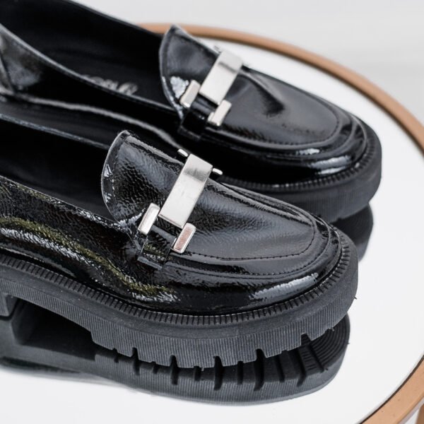 MOCASÍN MATILDE NEGRO CHAROL