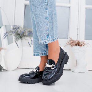 MOCASÍN MATILDE NEGRO CHAROL