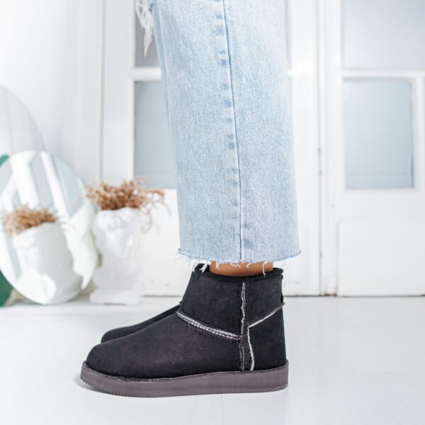 PANTUBOTA NEGRA