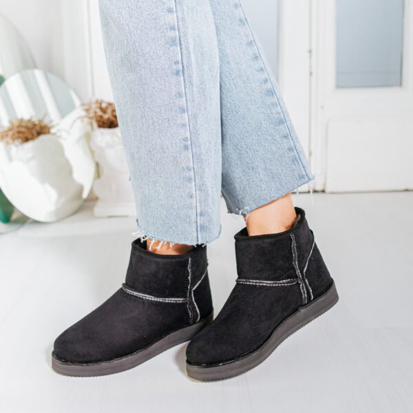 PANTUBOTA NEGRA