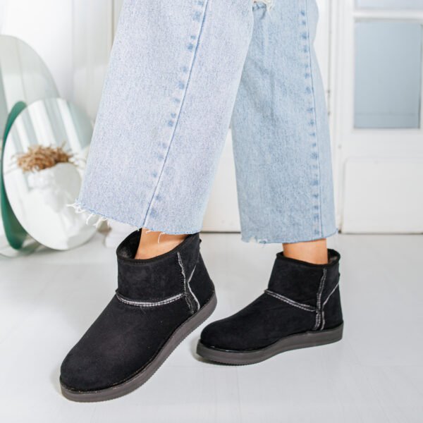 PANTUBOTA NEGRA