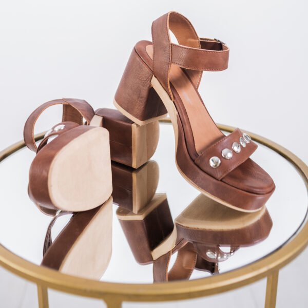 SANDALIA FLORA SUELA