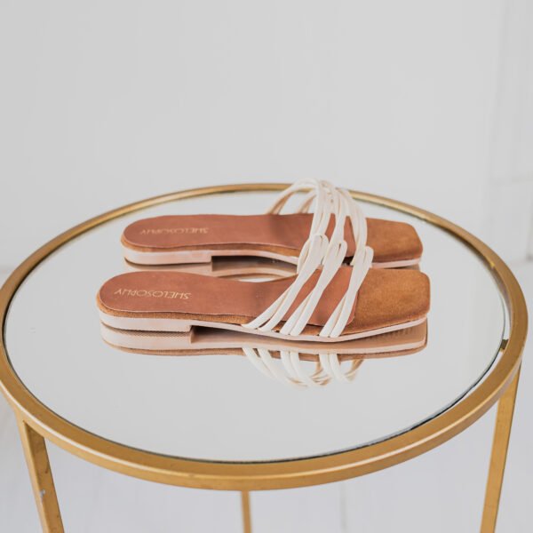 Shelosophy-16 SANDALIAS DEIANA BEIGE