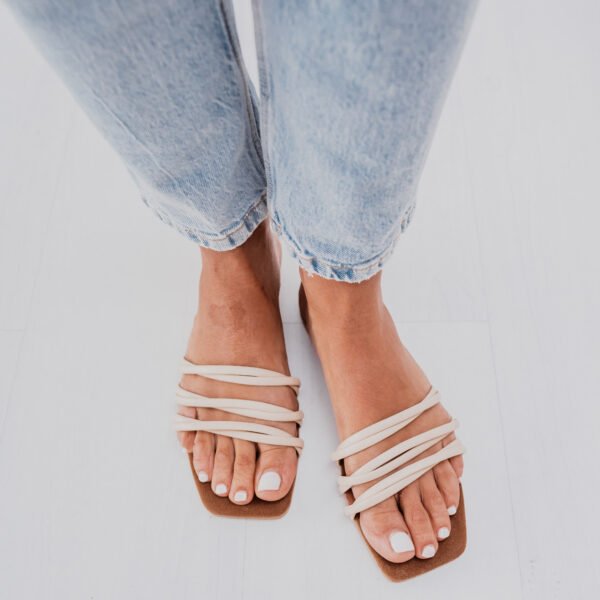 Shelosophy-94 SANDALIAS DEIANA BEIGE