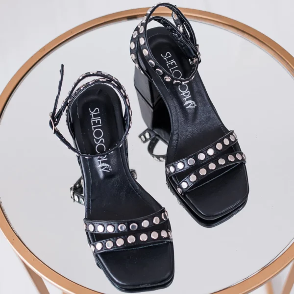 SANDALIA LEONOR NEGRO