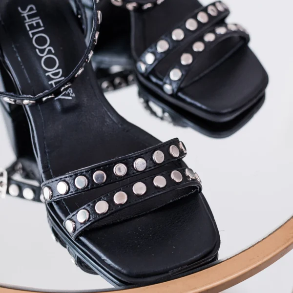 SANDALIA LEONOR NEGRO