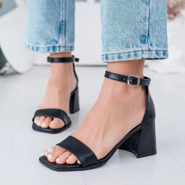 SANDALIA ADDA NEGRO