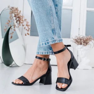 SANDALIA ADDA NEGRO