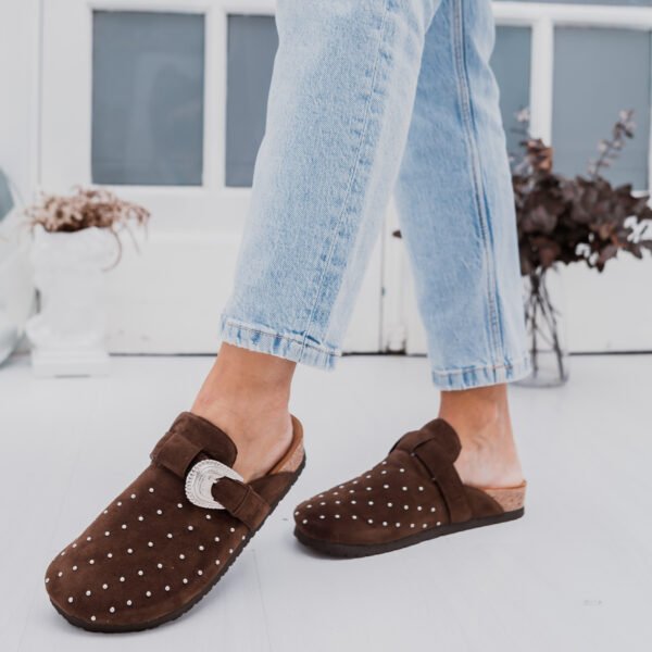 ZUECO MENAE CHOCOLATE