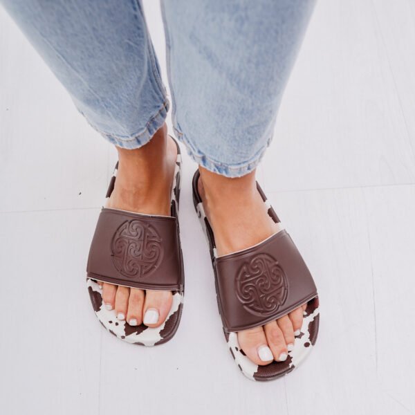 Shelosophy-25 SANDALIAS SUNNY VAQUITA CHOCO