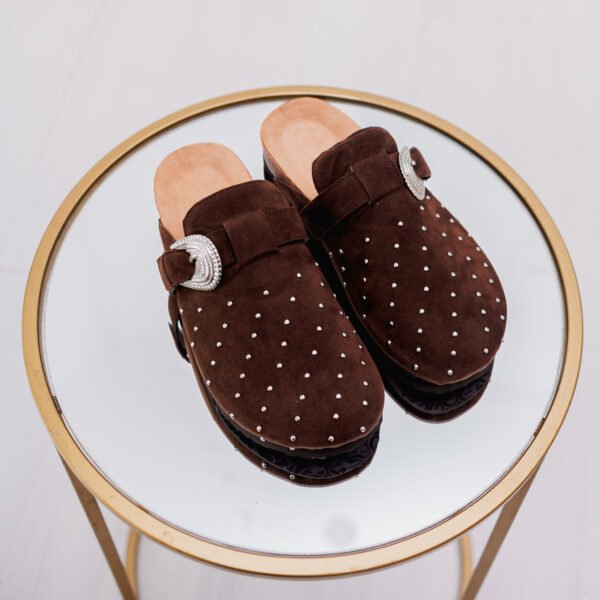 ZUECO MENAE CHOCOLATE