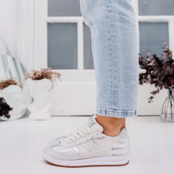 ZAPATILLA CONNIE PLATA