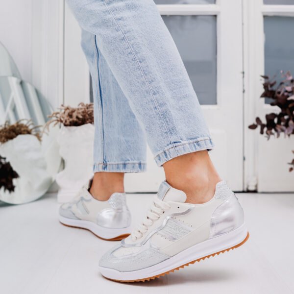 ZAPATILLA CONNIE PLATA