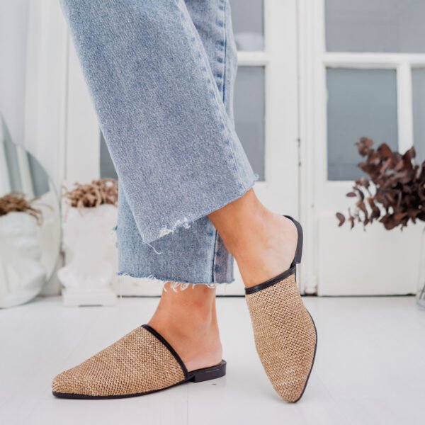 ZUECO SALUS RAFIA ARENA