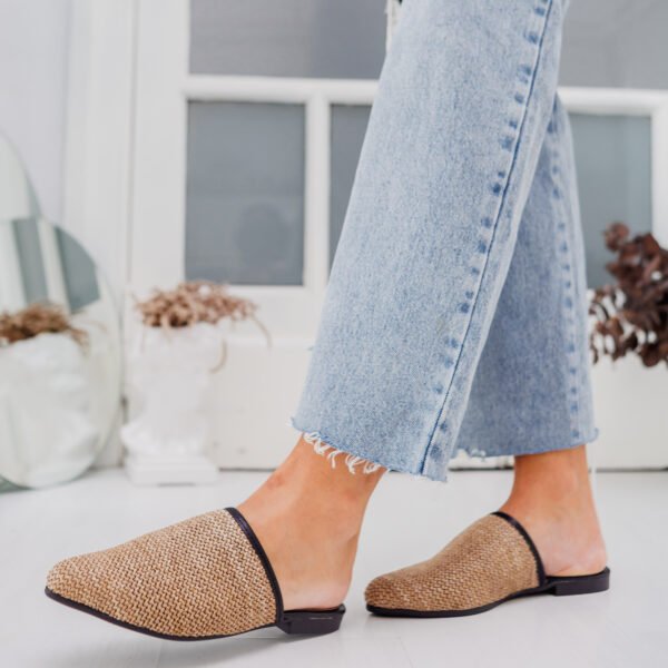 ZUECO SALUS RAFIA ARENA