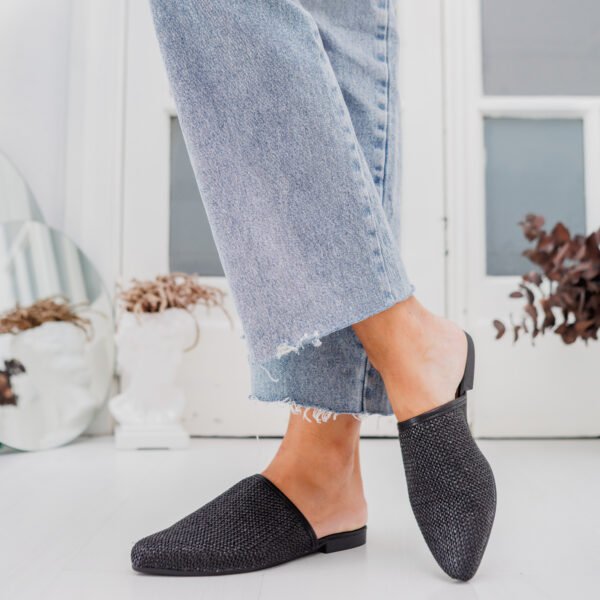 Shelosophy-58 ZUECO SALUS RAFIA NEGRA