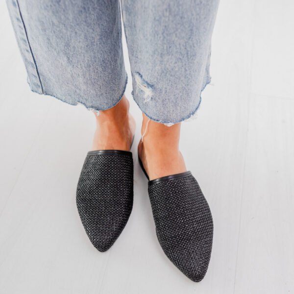 Shelosophy-61 ZUECO SALUS RAFIA NEGRA