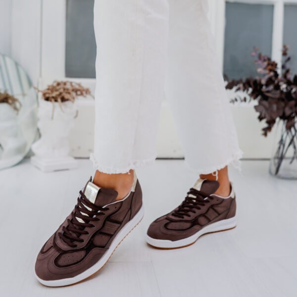 ZAPATILLA CONNIE CHOCO