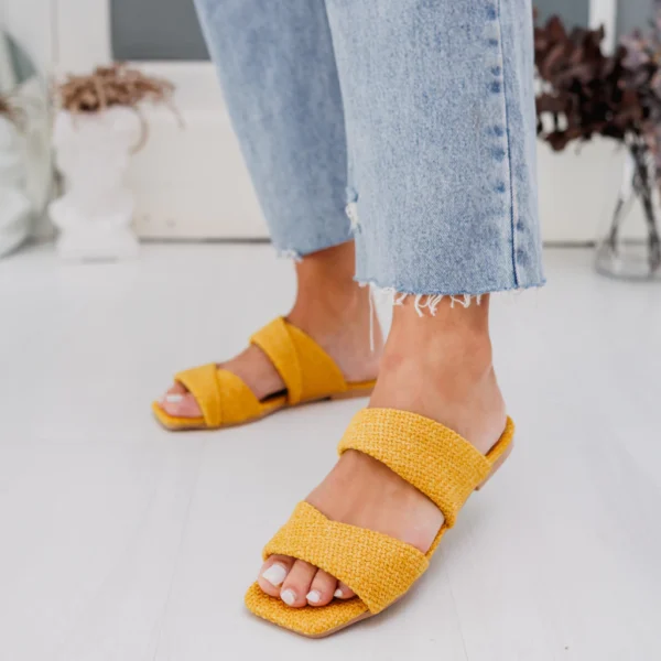 shelosophy-28-c7e233c0cbf964c01417600250144457-1024-1024 SANDALIA VICU AMARILLO