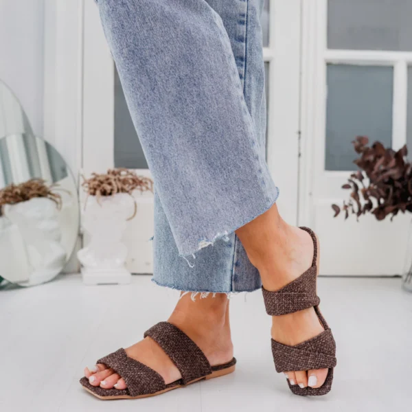 shelosophy-45-2418c2f01d163b4e6417600264769287-1024-1024 SANDALIA VICU CHOCO