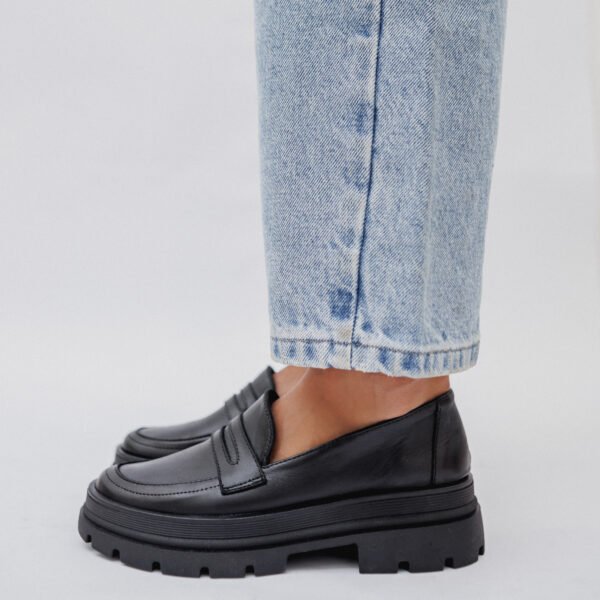 MOCASIN PREPPY CUERO NEGRO