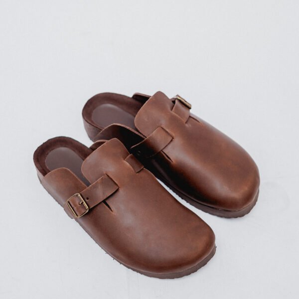 ZUECO BIRK CUERO CHOCO