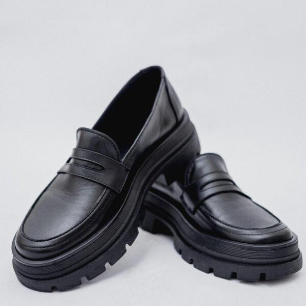 MOCASIN PREPPY CUERO NEGRO