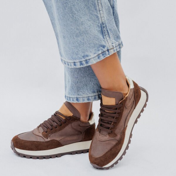 ZAPATILLA NINA CHOCO