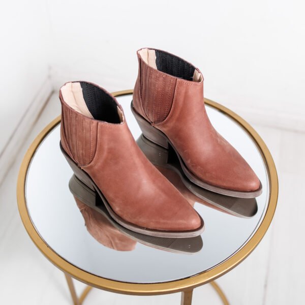 BOTA CELINA CHOCO