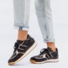 ZAPATILLA CONNIE NEGRO
